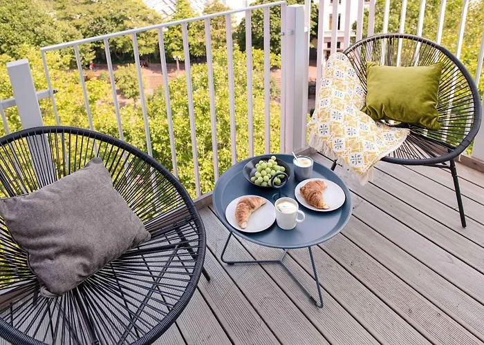 Oberdeck Studio Apartments - Adults Only