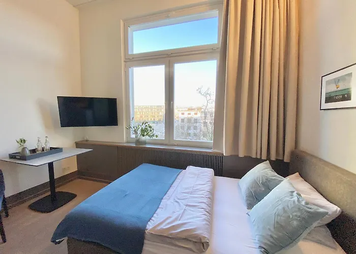 Oberdeck Studio Apartments - Adults Only